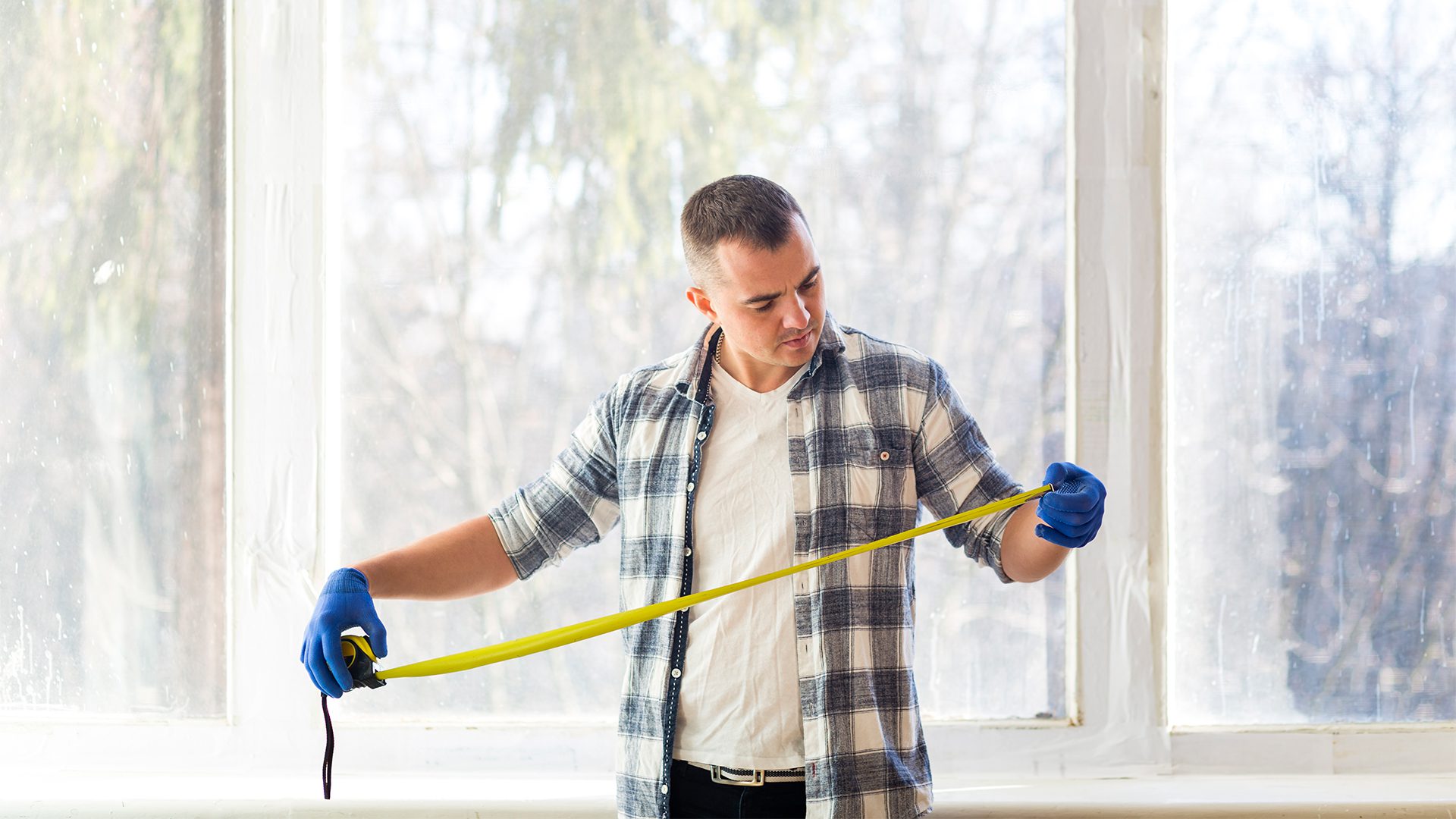 Featured image for “Homeowner’s Dilemma: Deciding the Best Time to Replace Windows”